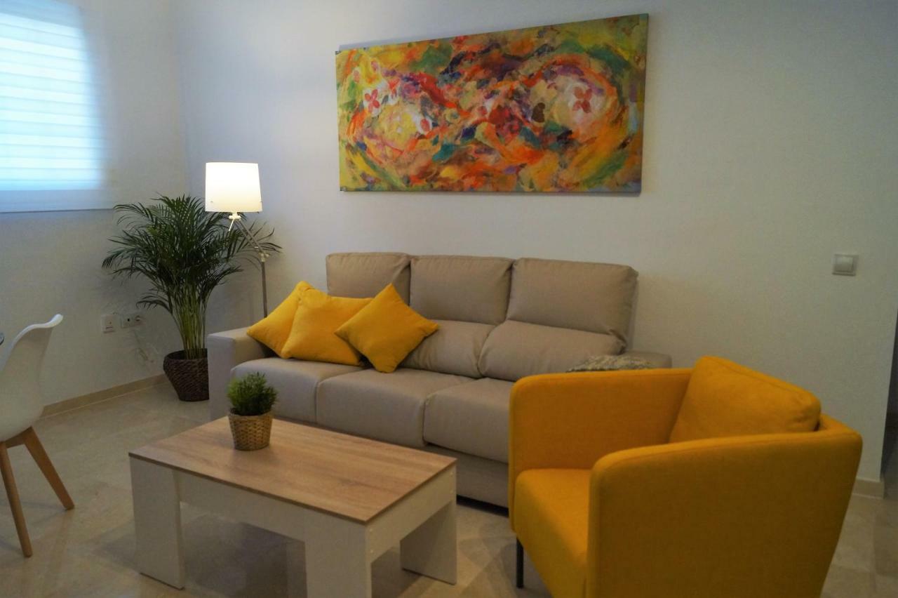 Apartamento Plaza Alfonso XII Малага Экстерьер фото