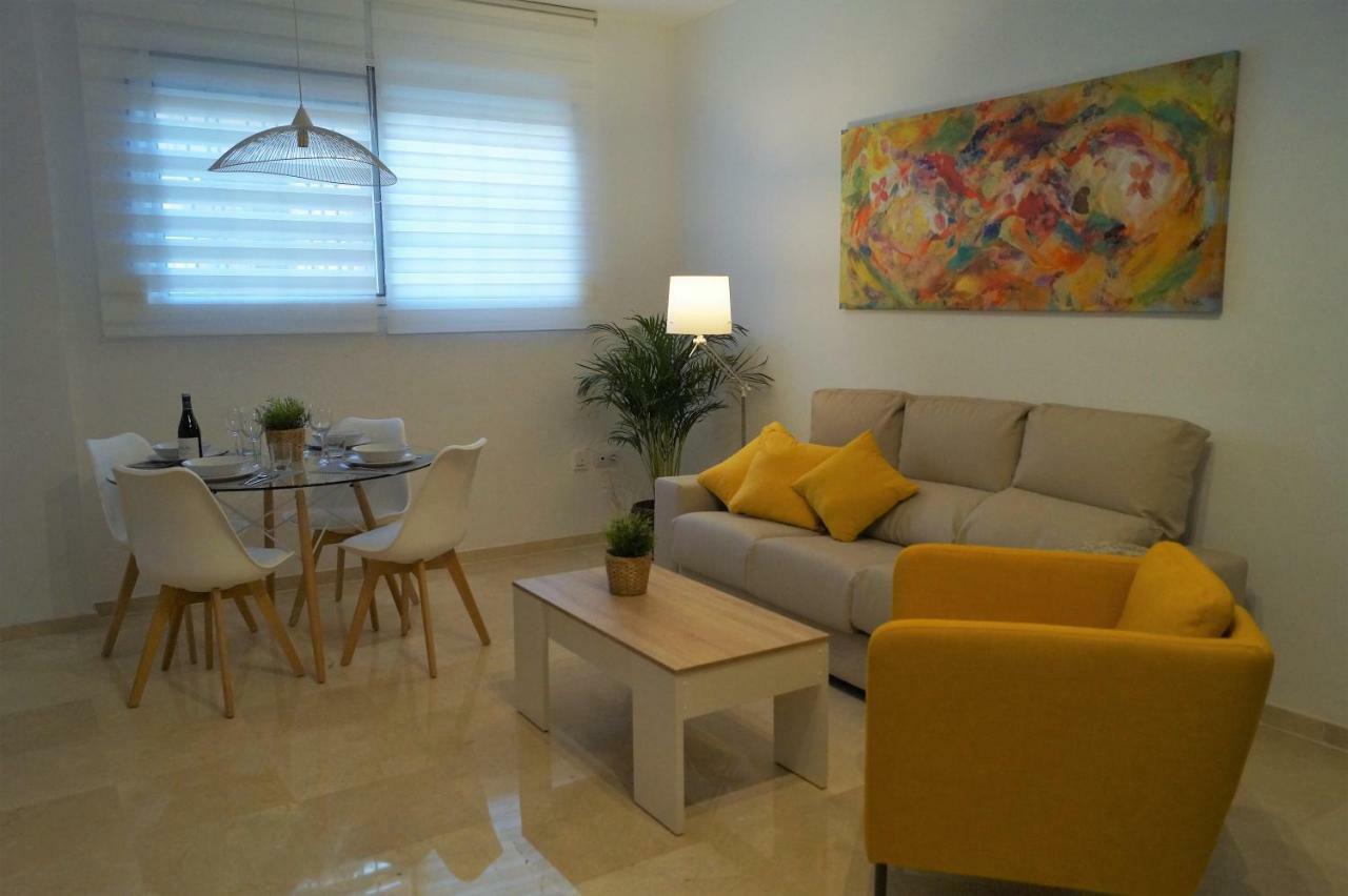 Apartamento Plaza Alfonso XII Малага Экстерьер фото