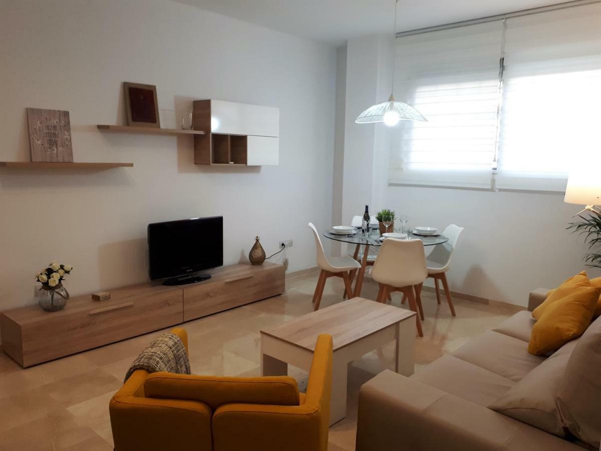 Apartamento Plaza Alfonso XII Малага Экстерьер фото
