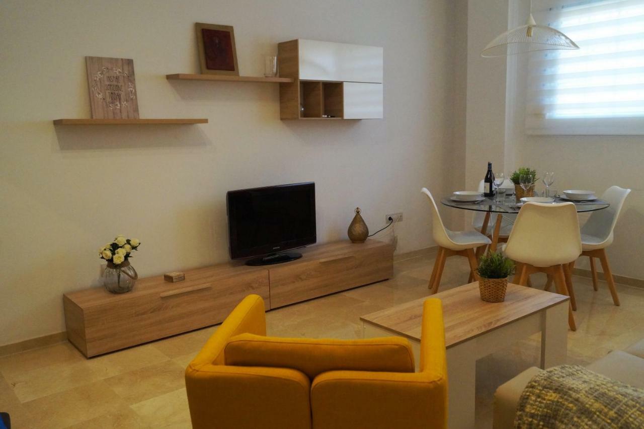 Apartamento Plaza Alfonso XII Малага Экстерьер фото